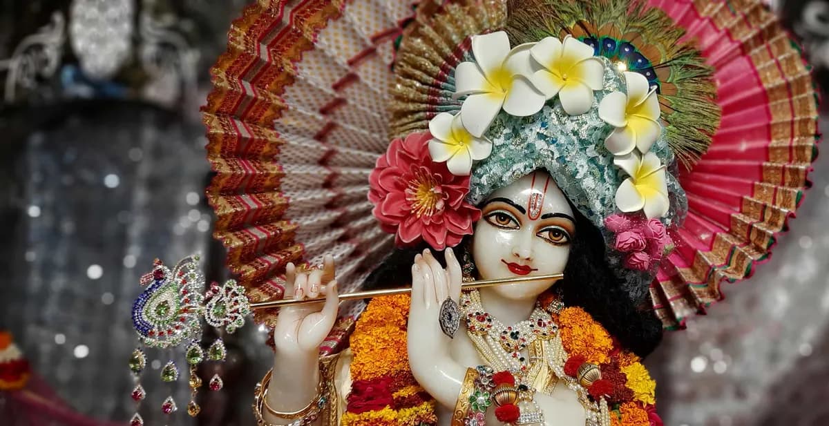 Meditation on Aparāhna-līlā