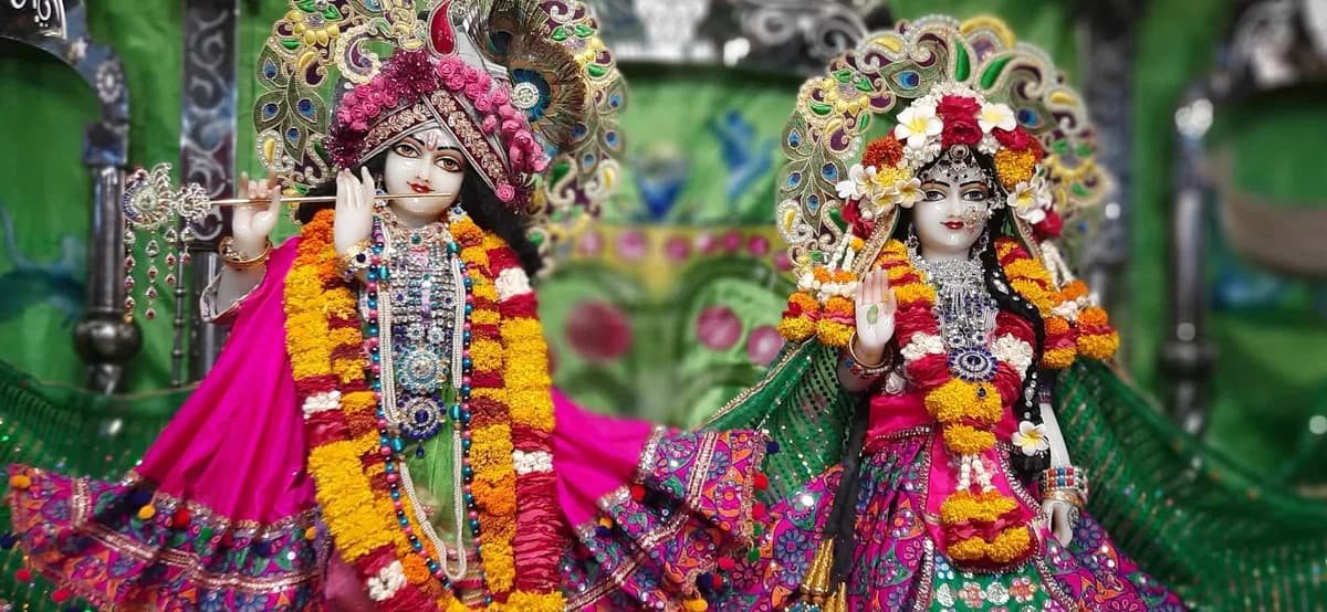 Praying for the Service of Śrī Rādhā