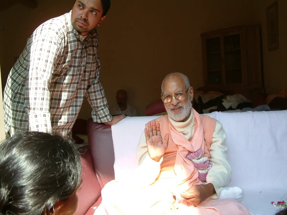 "Our sakhī cannot live without this parrot!"